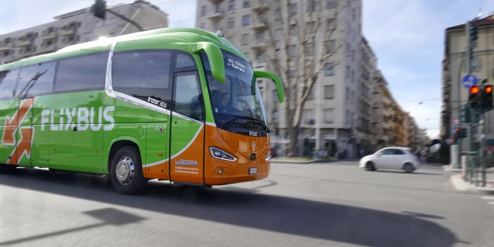 «Flixbus» — германская транспортная компания, осуществляющая дальние пассажирские автобусные перевозки по всей Европе, а также в США, Канаде и Бразилии. Основана в 2013 году. Штаб-квартира «Flixbus» в Берлине.