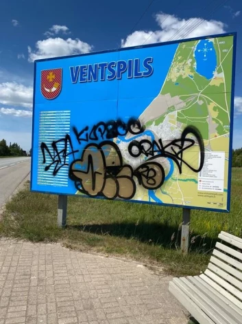 Pirms nedēļas ķēpātāji "pārzīmējuši" Ventspils karti.