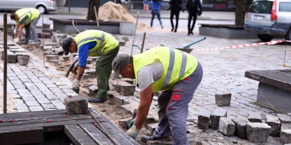 В июне уровень безработицы среди мужчин снизился на 0,1 процентного пункта.