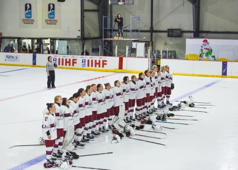 Rīgā norisināsies hokeja pasaules čempionāts sievietēm pirmās divīzijas B grupā 