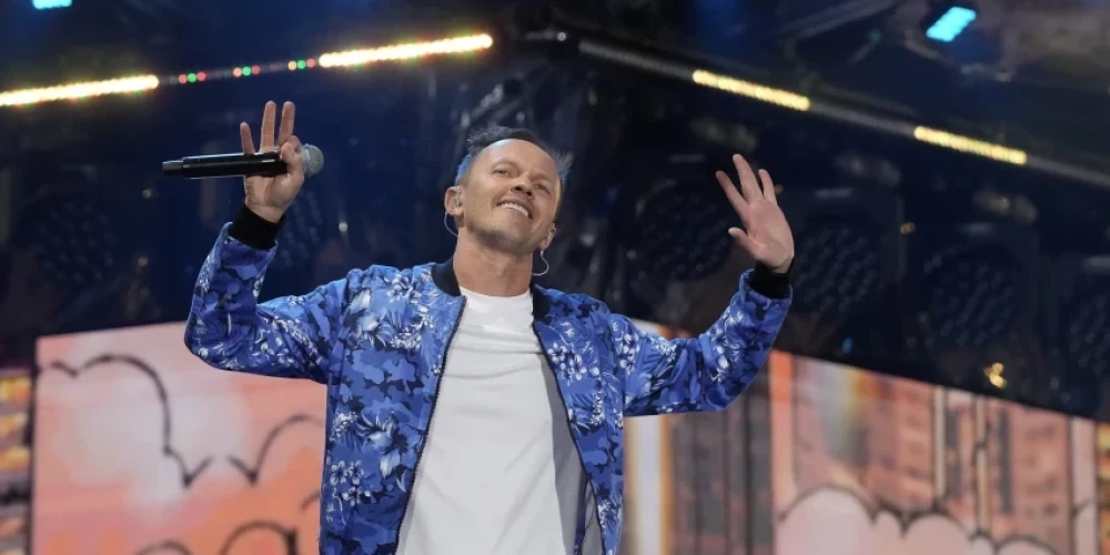 Солист группы Prāta vētra Ренарс Кауперс (Фото: LETA)