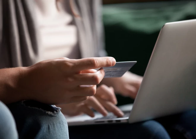 Cik daudz naudas drīkst pārskaitīt radiem un cik daudz draugiem?