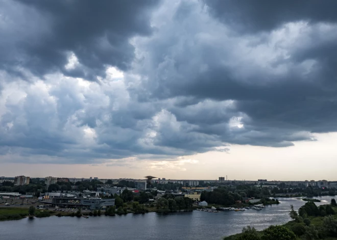 Svētdien Latviju sasniegs jauna nokrišņu zona