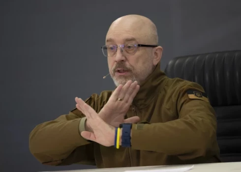 Ukrainas aizsardzības ministrs nosauc precīzu laiku, kad valsts uzvarēs karā