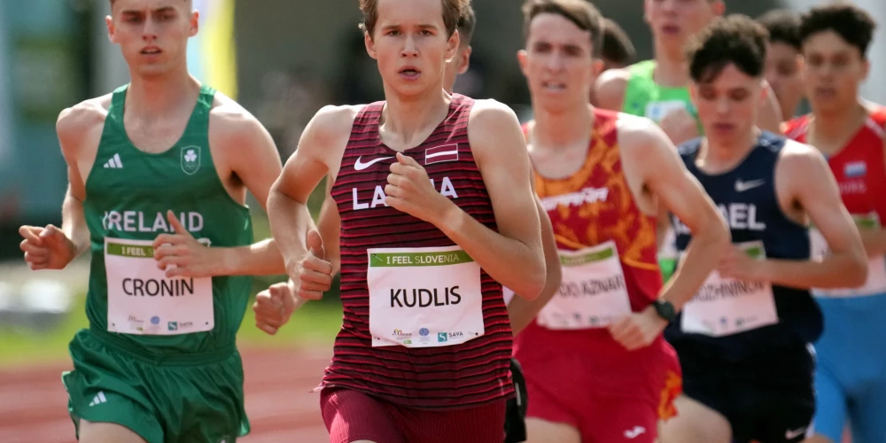 Latvijas vieglātlēts Kristers Kudlis piedalās 1500 metru skrējienā vieglatlētikas sacensībās Eiropas Jaunatnes vasaras Olimpiādē Slovēnijas pilsētā Mariborā.