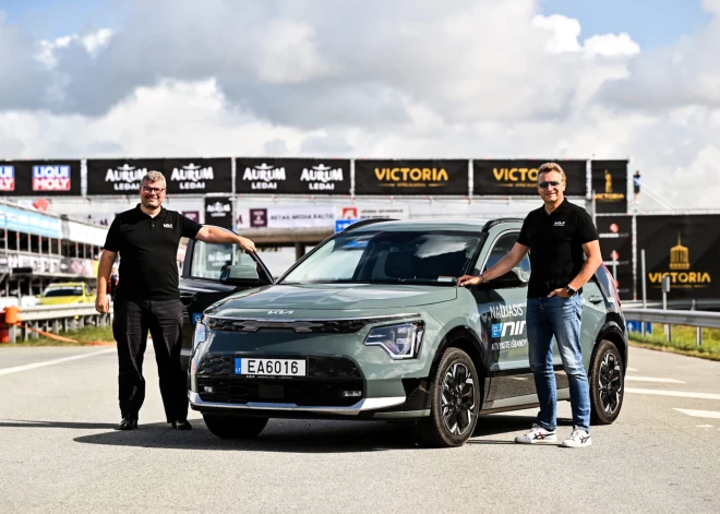 Labi zināmi auto entuziasti ar elektroauto uzstāda jaunu Lietuvas rekordu.