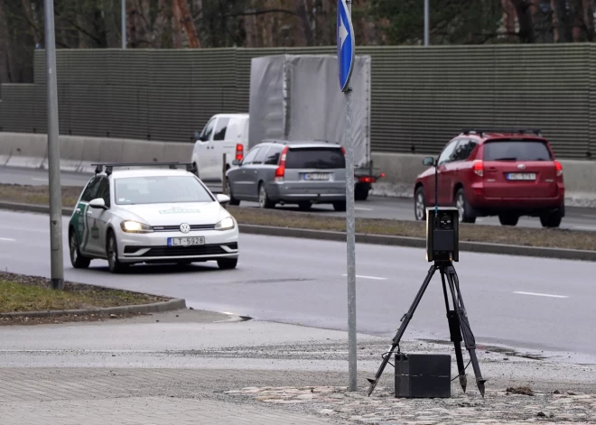 Rosina palielināt sodus autovadītājiem par būtisku ātruma pārkāpšanu