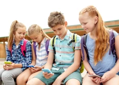 ЮНЕСКО бьет тревогу и призывает к глобальному запрету смартфонов в школах