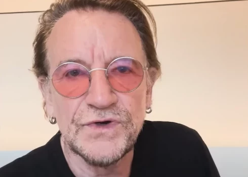 U2 līderis Bono sveic "Laima Rendezvous Jūrmala" un atbalsta ziedojumus Ukrainas bērniem