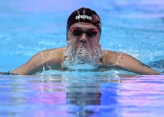 Bobrovam pasaules čempionātā peldēšanā 32. vieta 200 metros kompleksajā stilā