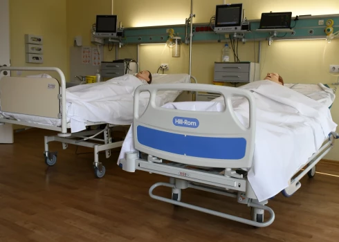   Грядут изменения в больничной сети Латвии: они коснутся организации работы медучреждений
