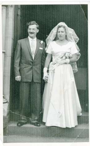 Valdas Ošs un Bairona Hjū Lamonda laulības 1960. gada 2. janvārī Melburnā.