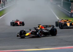 Verstapens pārspēj Pjastri un uzvar Beļģijas "Grand Prix" sprintā 