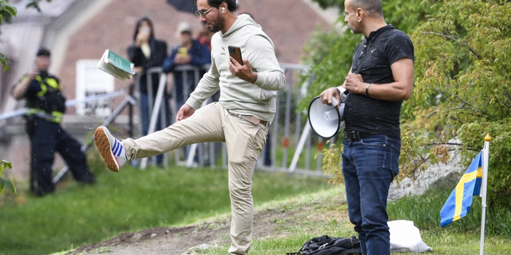 Zviedrijas policija izsniedz atļauju vēl vienai protesta akcijai ar Korāna dedzināšanu