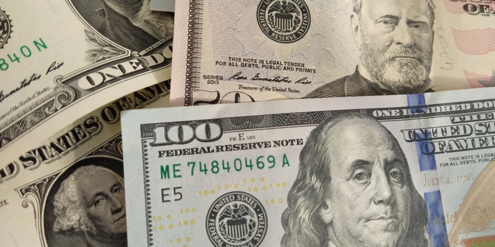 Кредитный рейтинг США понижен на одну ступень – с наивысшего уровня ААА до АА+.