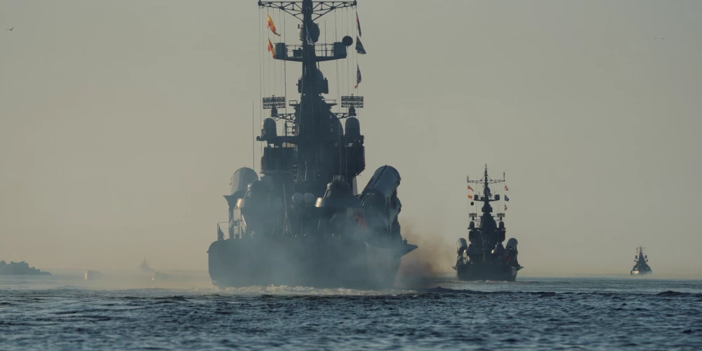 Krievija atkal sāk kara flotes manevrus Baltijas jūrā