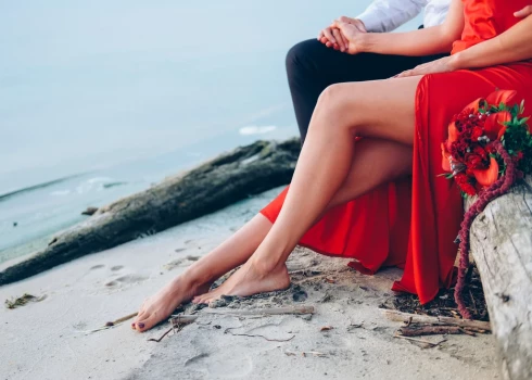 Ja nerunājam par sev svarīgām lietām, mēs tuvojamies krīzei, atgādina psihoterapeite. Taču pirms nopietnām sarunām vīrietim vajag priekšspēli, līdzīgi kā sievietei pirms seksa, viņa uzsver.