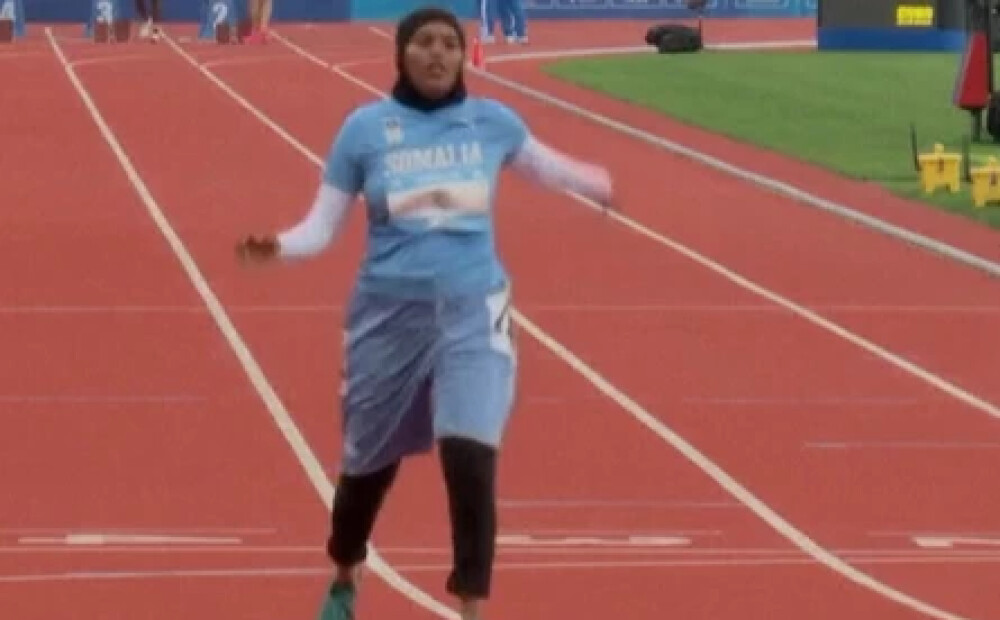 VIDEO: lēnākie 100 metri vieglatlētikas sacensību vēsturē? Somālijas pārstāves sniegums izraisa pat valstisku skandālu