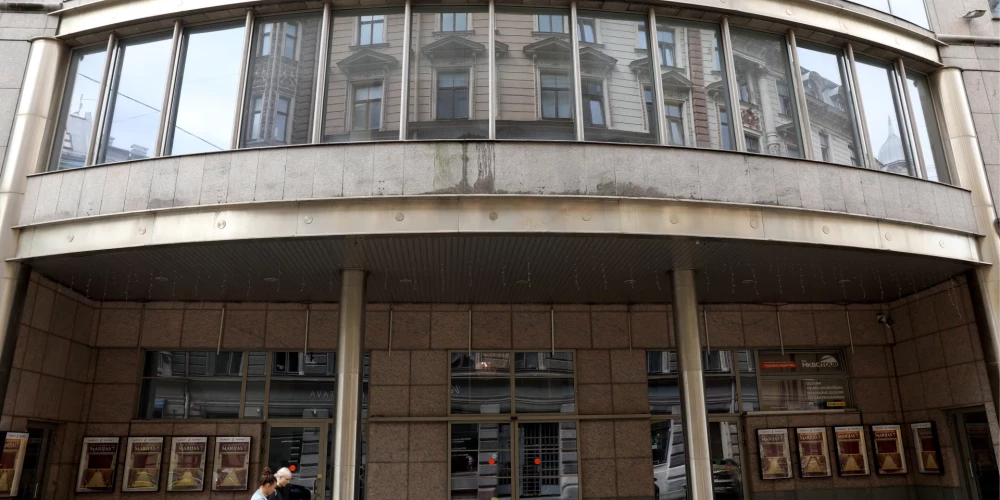 "Maskavas nama" jaunā vadība plāno no ēkas noņemto uzrakstu atjaunot