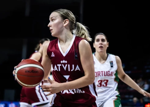 Latvijas U-20 basketbolistes sasniedz Eiropas čempionāta pusfinālu