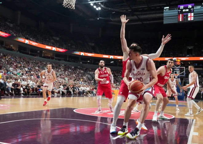 Rodions Kurucs slavē Latvijas basketbolistu spēli pret Gruziju: "Esam progresējuši"