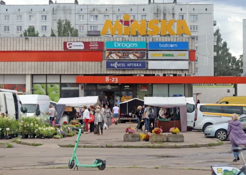 Baltkrievijas galvaspilsētu slavinošo tirdzniecības centru “Minska” Purvciemā nevēlas pārsaukt. FOTO. VIDEO