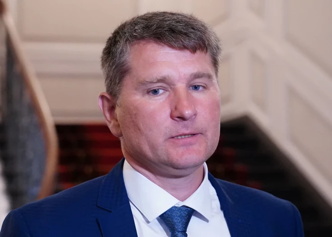 Sprindžuks aicina Rēzeknes mēru nekavēties ar budžeta stabilizāciju