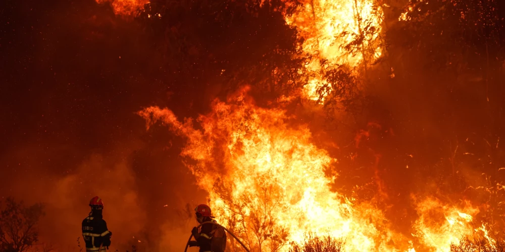 Portugāle un Spānija turpina izmisīgu cīņu ar savvaļas ugunsgrēkiem