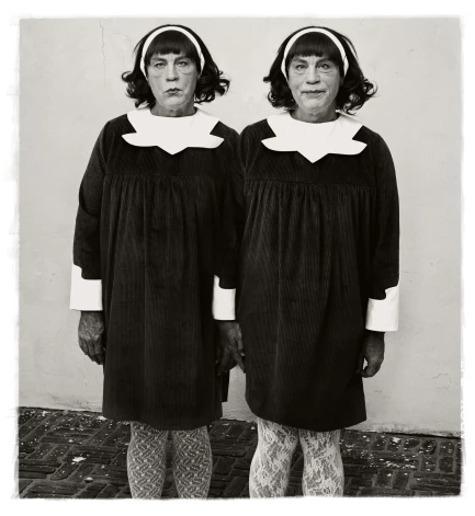 Sandro Millers. Diāna Arbusa / Identiskie dvīņi, Rosella, Ņūdžersija, 1967. 2014. © Sandro Miller / Courtesy Gallery FIFTY ONE Antwerp