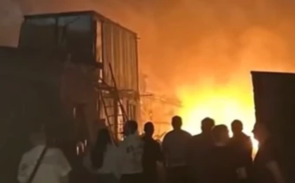Piemaskavas Domodedovā liels ugunsgrēks