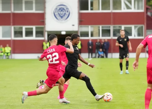 UEFA Konferences līgas kvalifikācijas trešās kārtas spēle futbolā starp FK "Valmiera" un Tirānas "Partizani" komandām "Skonto" stadionā.