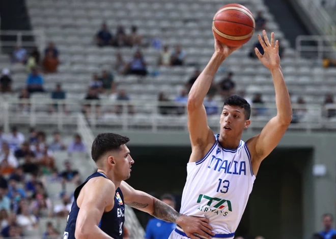 Itālijas basketbola izlase paziņo sastāvu Pasaules kausam, tajā iekļauts arī NBA spēlētājs Fontekio