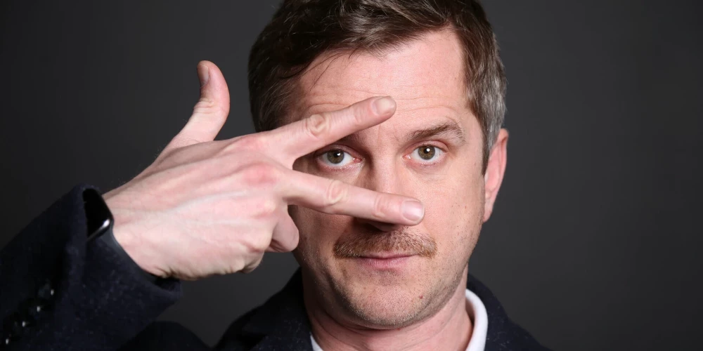 Dzimšanas dienā sveicam joku plēsēju Jāni Skuteli!