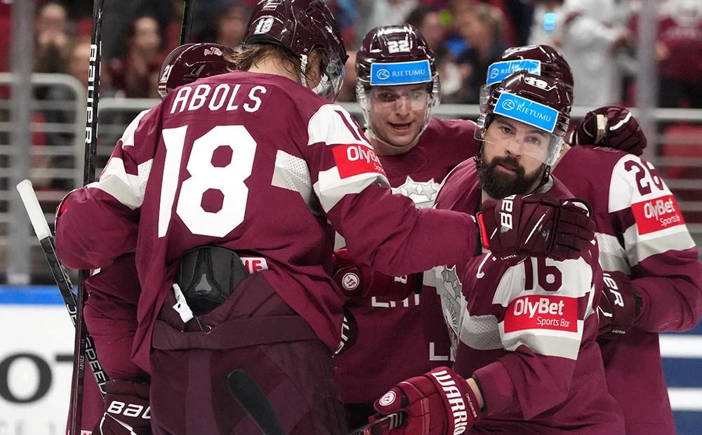 Det latviske hockeylaget starter neste års verdensmesterskap med kamp mot Polen