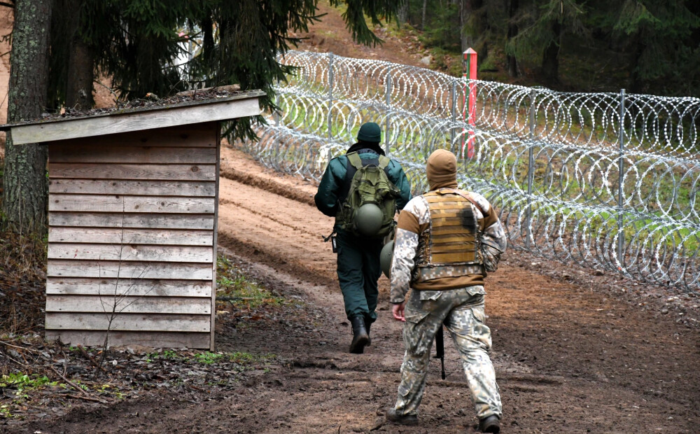 Uz Latvijas-Baltkrievijas robežas mobilizē papildus robežsargus un pieprasa atbalstu no armijas