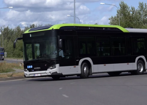 Auto ziņas: ilgstspējīgs transports Daugavpilī - austrumu citadelē pasažierus pārvadā pilnībā elektriski satiksmes autobusi
