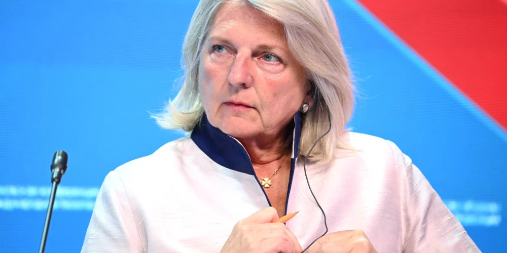 Karīna Kneisla Krievijā