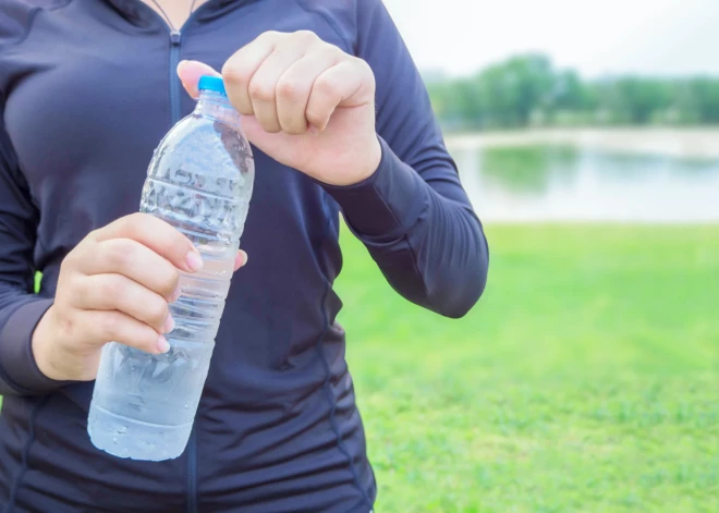 Jauns pētījums atklāj satraucošu ainu - cilvēka organismu piesārņo plastmasa