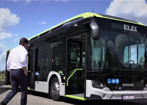 В Даугавпилсе пассажиров будут перевозить полностью электрические автобусы-шаттлы.