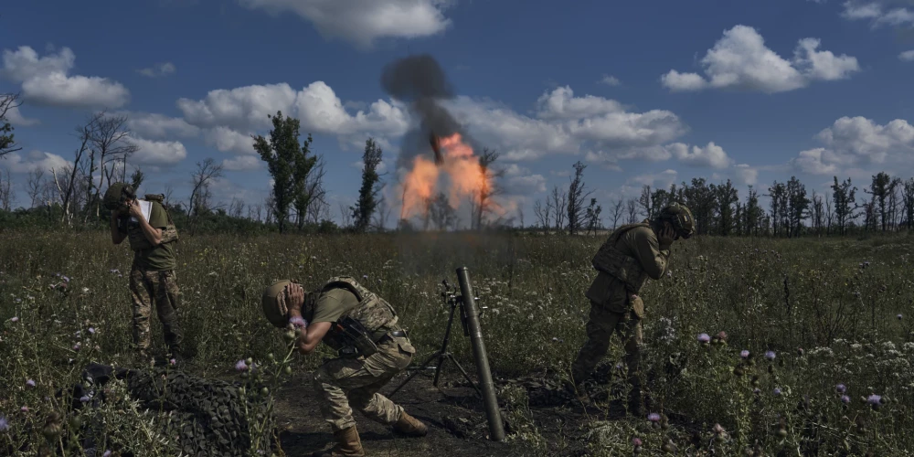 Pastāv iespēja, ka uz Ukrainu izdara spiedienu un liek iesaldēt konfliktu ar Krieviju 