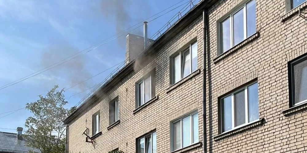 Трагедия в Пурвциемсе: два маленьких ребенка погибли во время пожара