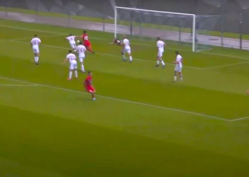 VIDEO: Latvijas U-17 futbolisti pārbaudes spēlē pieveic Turcijas vienaudžus