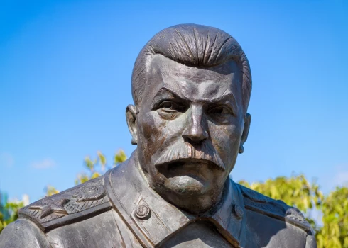 Одним из лучших правителей россияне выбрали Сталина. Кто же стал худшим?