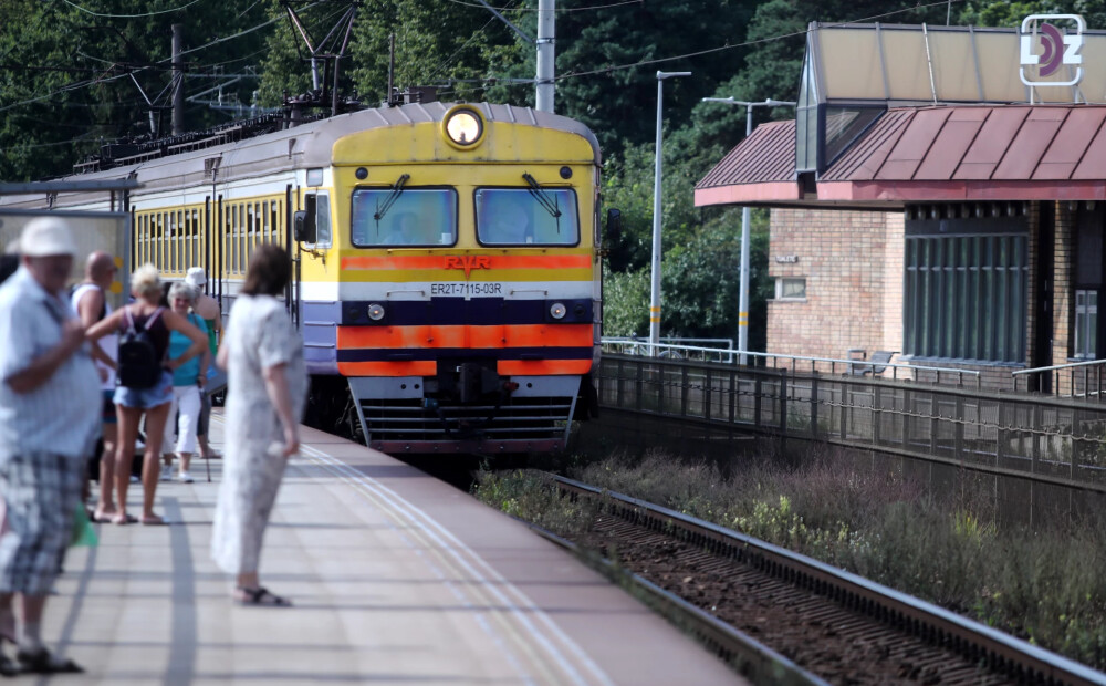 Pasažieru trūkuma dēļ slēgs sešas dzelzceļa pieturas elektrovilcienu maršrutos