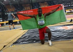 Zango trīssoļlēkšanā sagādā Burkinafaso pirmo zelta medaļu pasaules vieglatlētikas čempionātu vēsturē