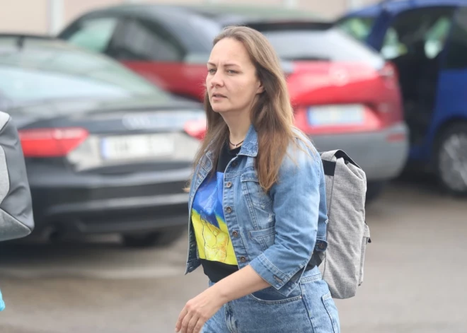 Biedrība "Tavi draugi" sadarbībā ar Ukrainas vēstniecību un Rīgas domi šodien, 24. augustā, aicināja uz Ukrainas Neatkarības dienas gājienu "Saulespuķu ceļš" un labdarības koncertu Ukrainas armijas atbalstam Vērmanes dārzā. Biedrība "Tavi draugi" akciju "Saulespuķu ceļš" rīko jau otro gadu pēc kārtas, aicinot ikvienu Latvijas iedzīvotāju un Latvijā mītošos ukraiņus pievienoties. "Saulespuķu ceļš" veltīts Ukrainas nepagurstošajai cīņai par brīvību un ikvienam Ukrainas civiliedzīvotājam Latvijā.