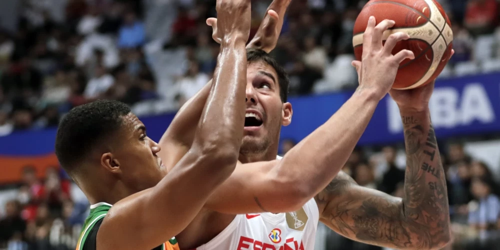 Spāņi ne brīdi nebija iedzinējos un uzvarēja ar rezultātu 94:64