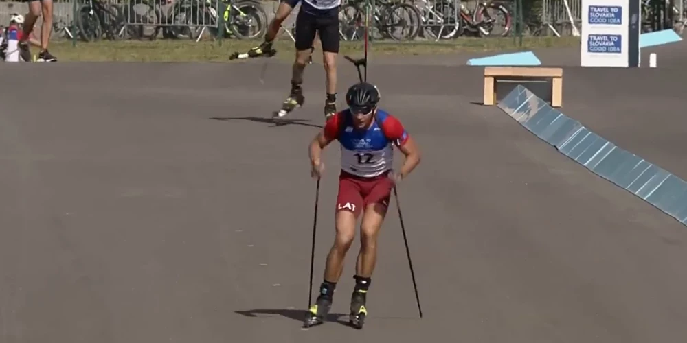 Andrejs Rastorgujevs saņēma diskvalifikāciju par to, ka, atstājot šautuvi, viņa šautene bija nepareizā pozīcijā, kas neatbilst drošības noteikumiem.