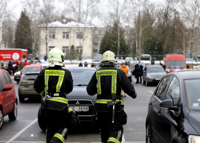 Aizvadītajā diennaktī VUGD dzēsis 16 ugunsgrēkus