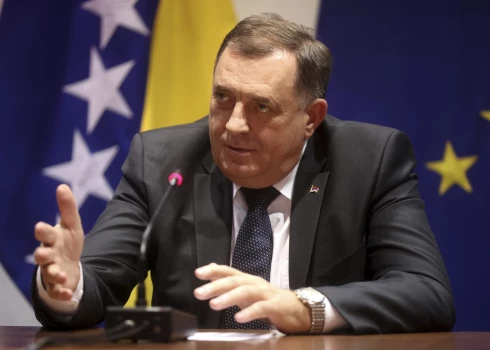 Dodiks aicina Bosniju pievienoties BRICS
